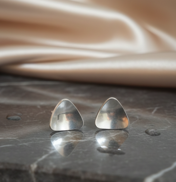 Minimalist Triangle Earrings in Sterling Silver 925