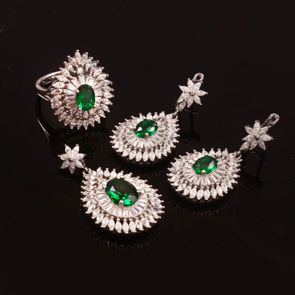 Statement Green Jewelry Set