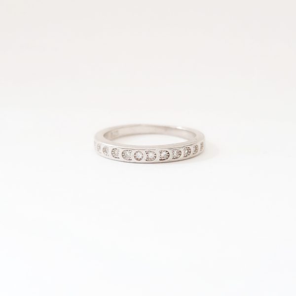 Silver Minimalist Band Ring for women in sterling silver 925