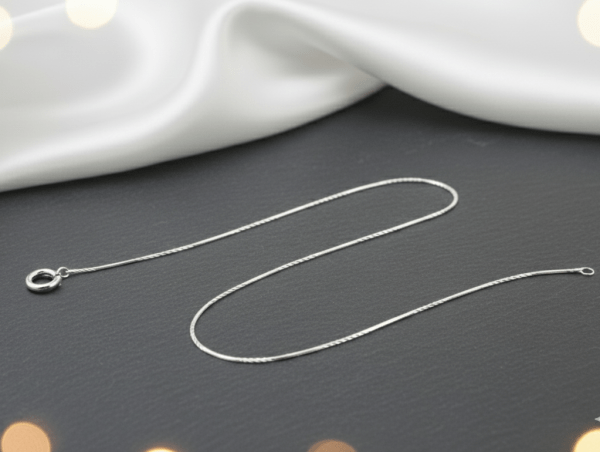 Silver Sleek Stylish Chain In Sterling Silver 925