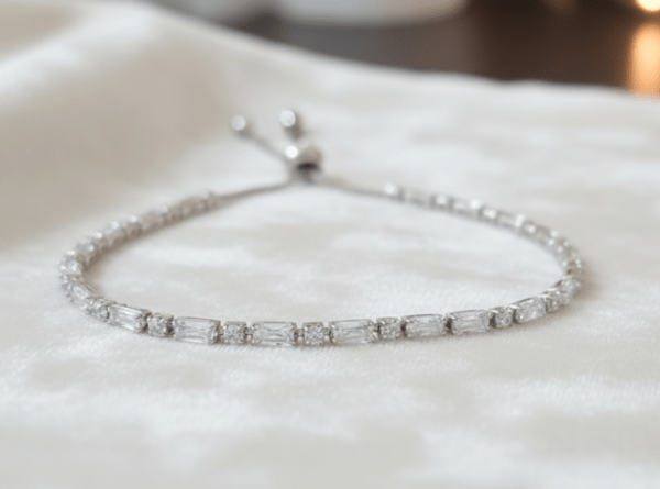 Diamond Whisper Bracelet in Sterling Silver 925