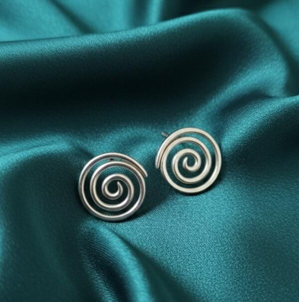Eternal Swirl Silver Stud Earrings in Sterling Silver 925
