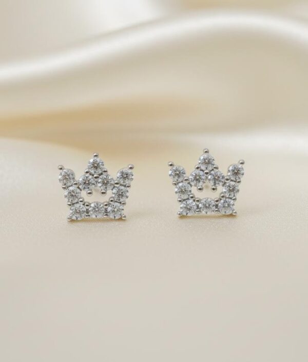 Imperial Crown CZ Studs in Sterling Silver 925