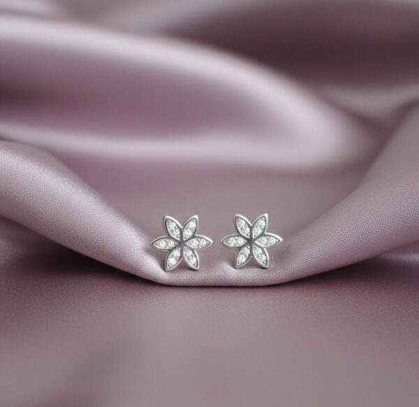 Minimal Blossom Stud Earrings in Sterling Silver 925