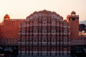 Jaipur's pink city architecture, an editorial visual for modern Jaipur jewelry